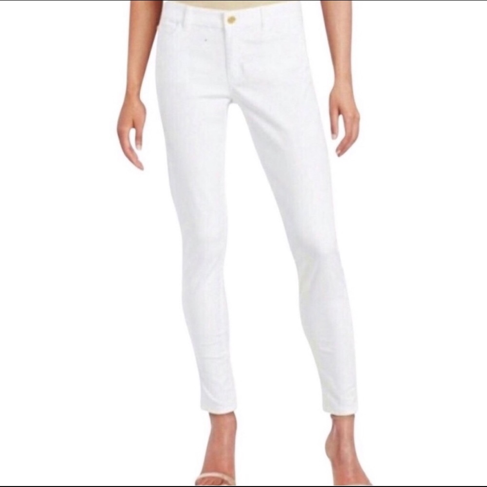 Gorgeous summer white jeans ( bag D)